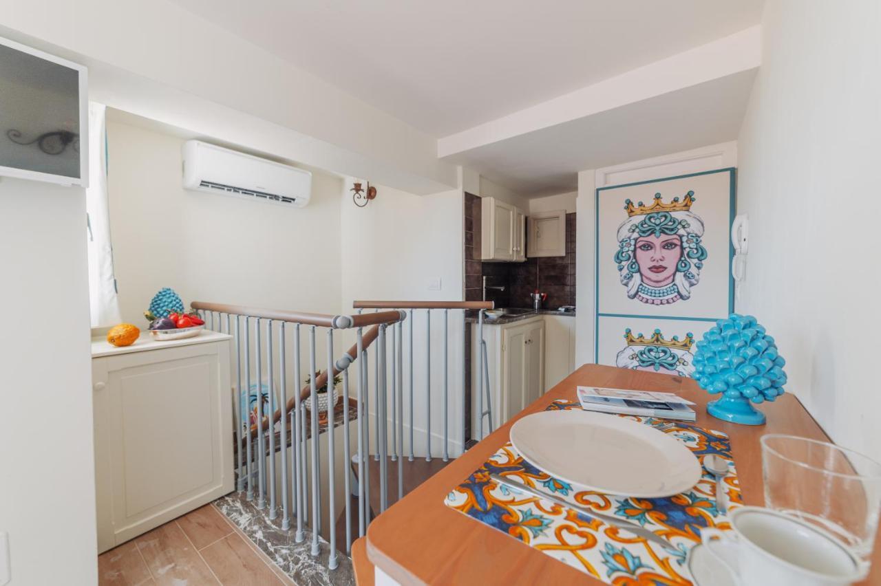 Ottaviano Suite - Elegante Attico Vista Mare Taormina Exteriör bild