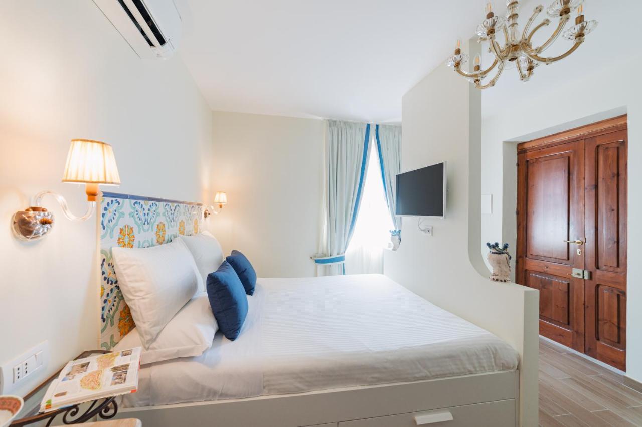 Ottaviano Suite - Elegante Attico Vista Mare Taormina Exteriör bild
